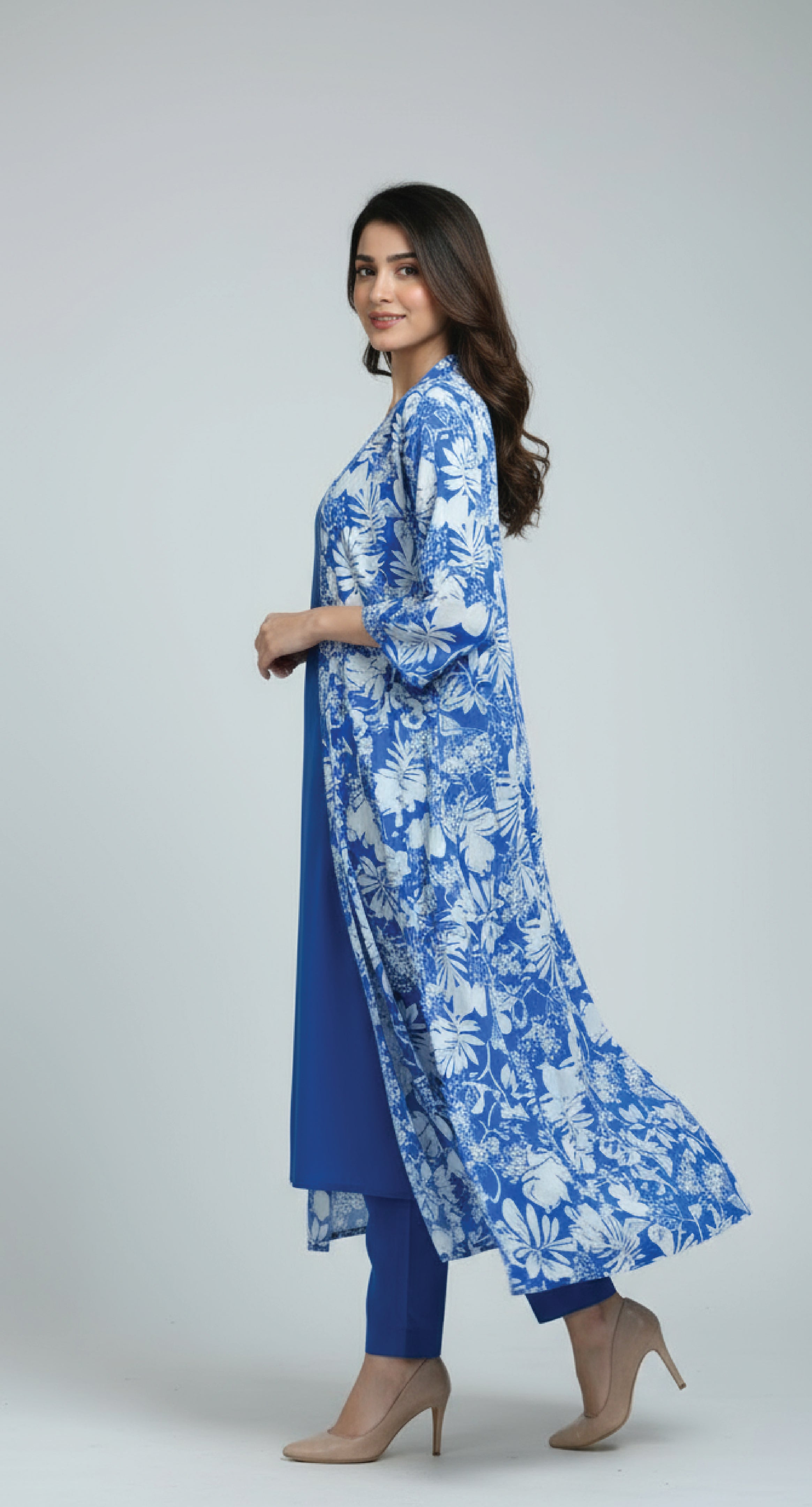 Tara Al Fajr Three Piece Cord Set